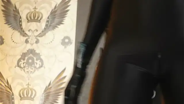 Alexa Duque34 online show from April 2026 02:44:01 PM