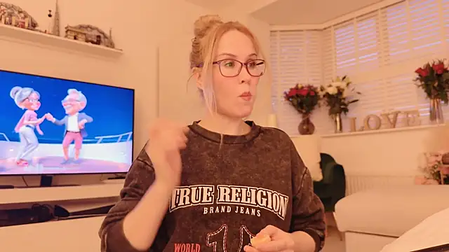 Myassistant online show from April 2026 07:37:01 PM