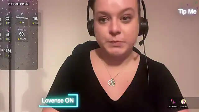 NaughtyWifeUK online show from December 2024 04:19:02 PM