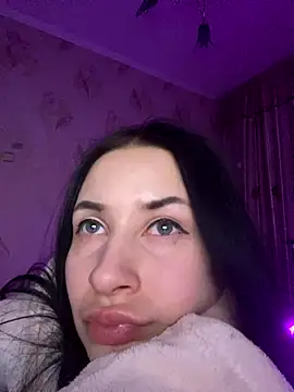 Starry Siren online show from October 2025 06:41:02 PM