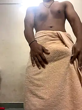 Snapshot of Shona5768 chatting on December 2025 01:05:01 PM Shona5768 online show from December 2025 01:05:01 PM