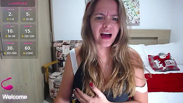 ParisW online show from December 2024 11:14:01 PM