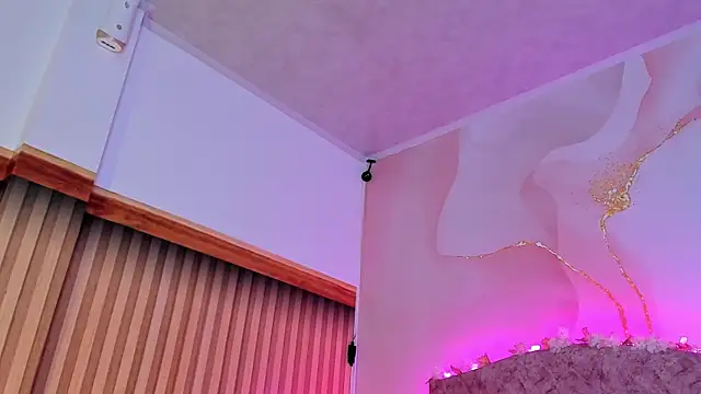 Daisy  rose online show from March 2025 03:00:02 AM