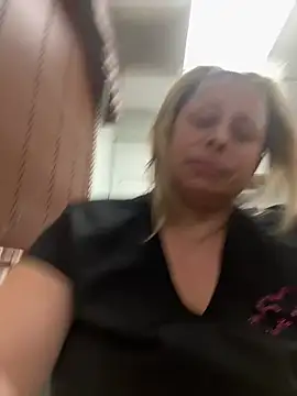 Hotslut187 online show from January 2026 03:06:01 PM