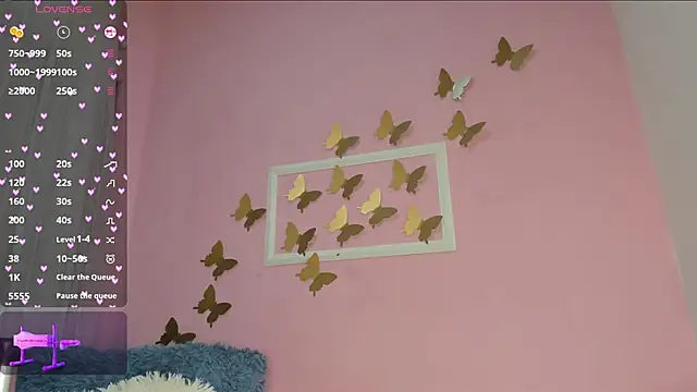 Snapshot of Alba_Olimpo chatting on January 2025 03:47:01 AM Alba Olimpo online show from January 2025 03:47:01 AM