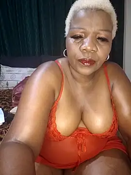 dirasweetlipsxx online show from April 2026 08:17:01 PM