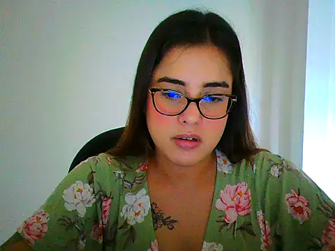 maliamiller online show from April 2026 11:12:01 AM