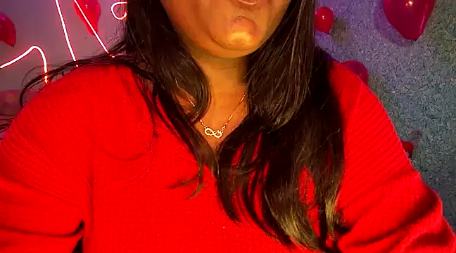 Snapshot of expression_queen chatting on February 2025 08:54:01 PM expression queen online show from February 2025 08:54:01 PM