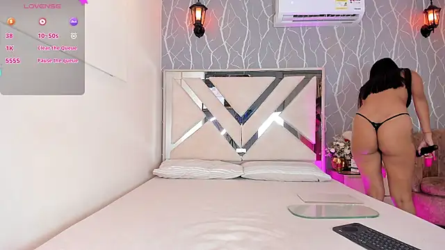 vanessa guzman2 online show from January 2025 01:29:01 PM