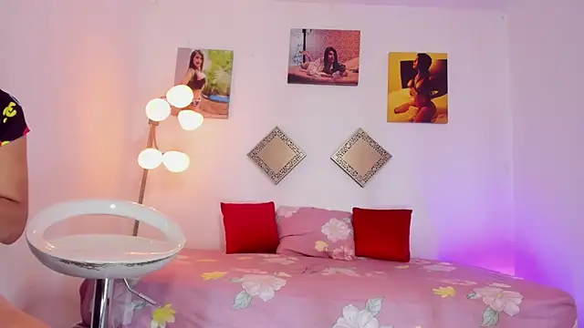 Snapshot of kattadoll chatting on February 2025 10:32:01 PM kattadoll online show from February 2025 10:32:01 PM