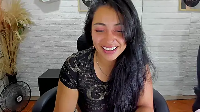 Aisha 09 online show from March 2025 02:08:02 PM