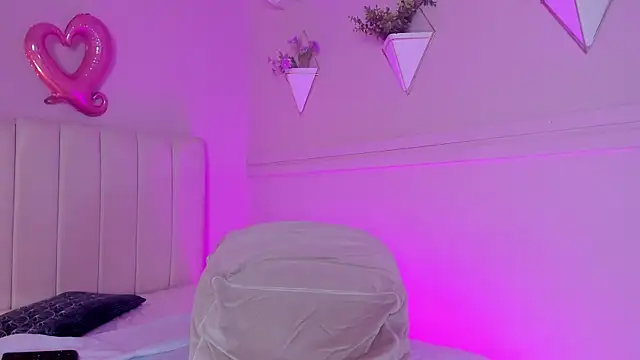  bianca 18 online show from February 2025 06:31:01 PM