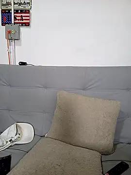 latinmartin73 online show from February 2025 02:06:01 AM