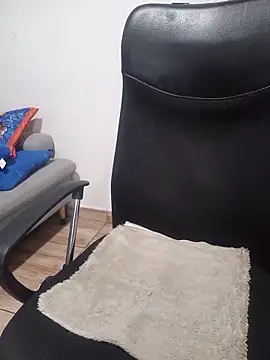 latinmartin73 online show from February 2026 01:10:02 AM