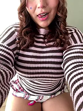 kittyfresita online show from April 2026 03:45:01 PM