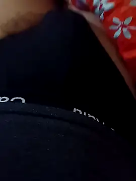 huzi518 online show from November 2025 12:10:01 AM