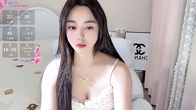 Caitlyn   online show from February 2025 02:35:02 PM