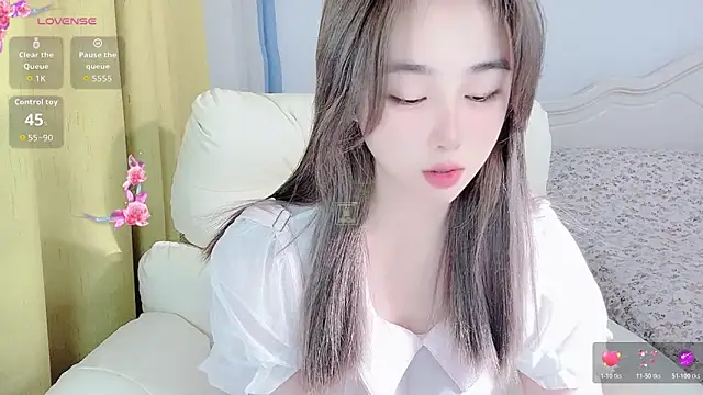 Caitlyn   online show from February 2026 02:04:02 PM