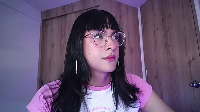 Kiitygirl online show from January 2025 12:19:02 PM