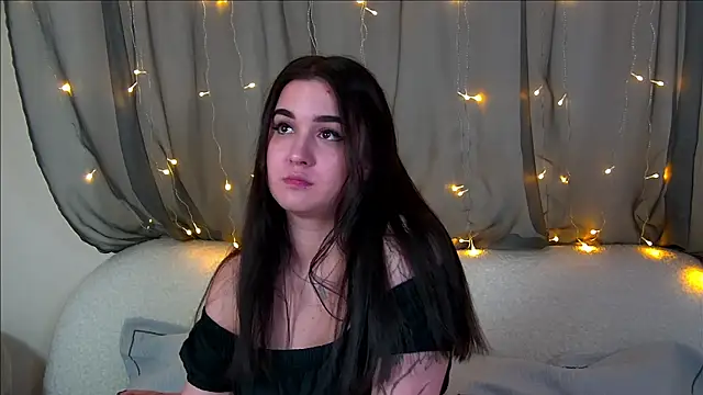 ChristinaMilton online show from October 2025 06:24:01 PM