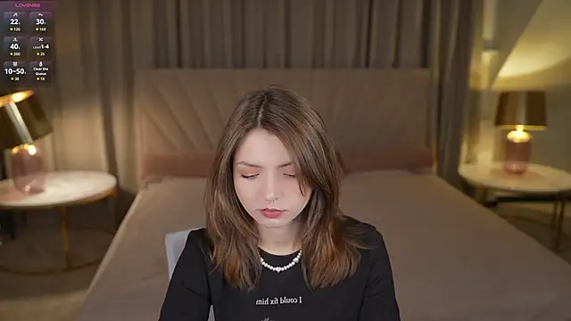 Michelle 054 online show from November 2025 04:47:01 AM