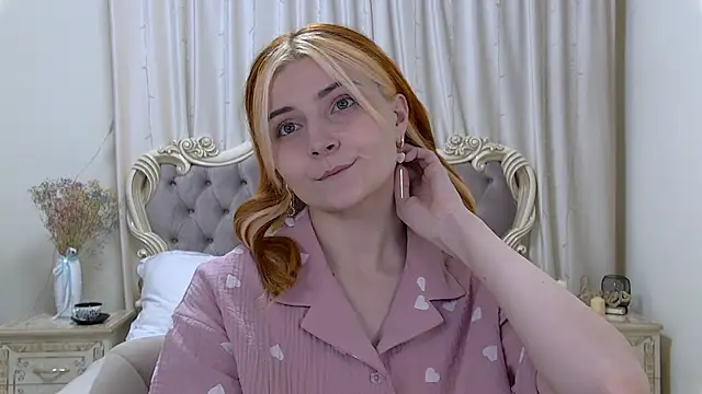 KellyStone online show from February 2025 03:13:01 AM