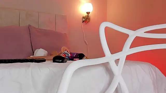 Snapshot of dani_skinny_ chatting on January 2025 02:35:01 PM dani skinny online show from January 2025 02:35:01 PM