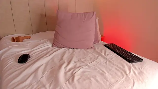 Snapshot of dani_skinny_ chatting on March 2025 03:02:02 PM dani skinny online show from March 2025 03:02:02 PM