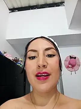 ELISA 90 online show from September 2025 09:36:02 PM