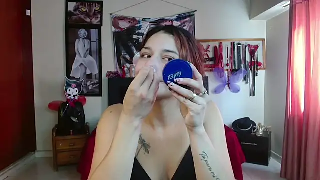 Snapshot of Marilynselxoveanalhard chatting on May 2026 01:49:01 PM Marilynselxoveanalhard online show from May 2026 01:49:01 PM