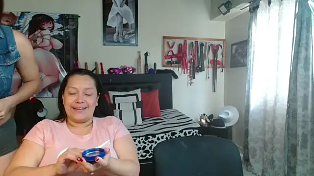 Snapshot of Marilynselxoveanalhard chatting on June 2026 01:32:02 PM Marilynselxoveanalhard online show from June 2026 01:32:02 PM