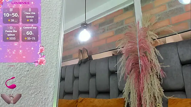 JESSYCORTES online show from February 2026 10:43:01 PM