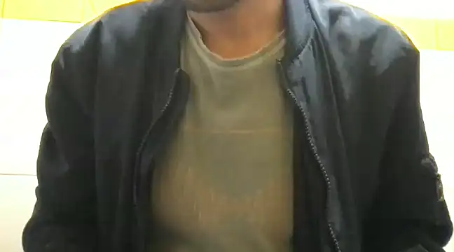 Lucascacaca online show from December 2024 03:55:01 PM