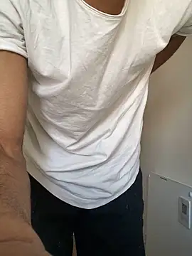 Lucascacaca online show from February 2025 11:21:01 AM