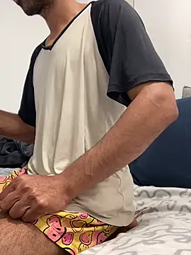 Lucascacaca online show from April 2026 06:53:01 PM