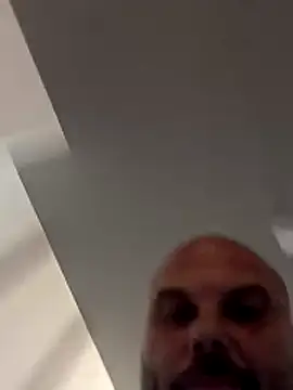 Snapshot of Javierchico chatting on June 2026 04:38:02 PM Javierchico online show from June 2026 04:38:02 PM