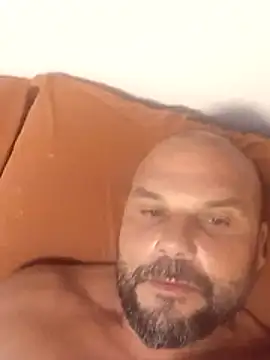 Javierchico online show from June 2026 06:12:01 PM
