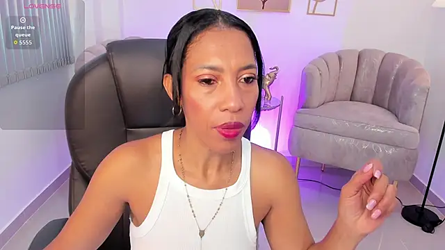 Snapshot of Shantaall_ chatting on October 2025 02:48:02 PM Shantaall online show from October 2025 02:48:02 PM