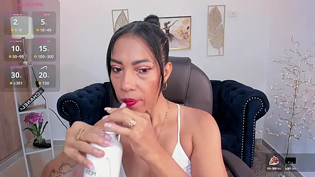 Snapshot of Shantaall_ chatting on October 2025 03:12:02 PM Shantaall online show from October 2025 03:12:02 PM