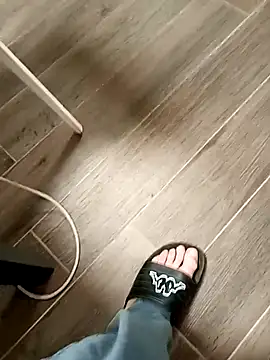 Porzz-6 online show from October 2025 08:53:02 PM