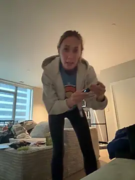 Snapshot of M1ssyk1ssy chatting on November 2025 10:10:02 PM M1ssyk1ssy online show from November 2025 10:10:02 PM