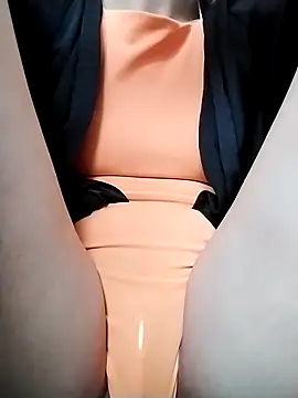 ladyrrr online show from March 2026 12:52:01 PM