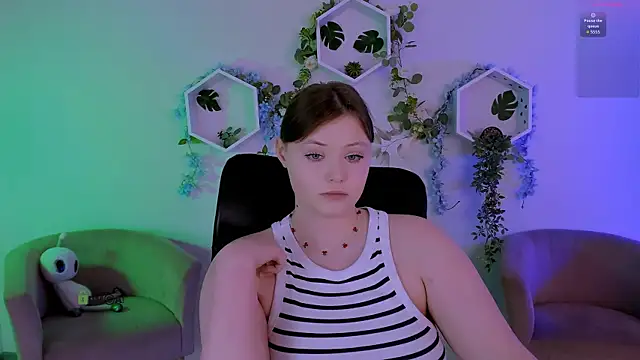Snapshot of nikole_kitt chatting on July 2026 06:39:01 PM nikole kitt online show from July 2026 06:39:01 PM
