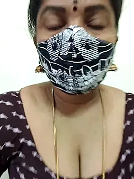 Snapshot of gaurika18 chatting on May 2026 12:38:01 AM gaurika18 online show from May 2026 12:38:01 AM
