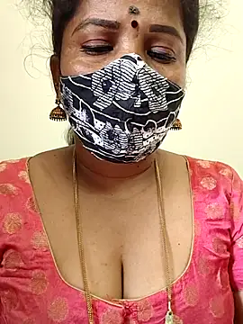 Snapshot of gaurika18 chatting on May 2026 06:00:01 AM gaurika18 online show from May 2026 06:00:01 AM