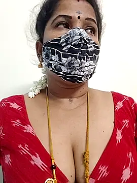 Snapshot of gaurika18 chatting on June 2026 04:53:01 PM gaurika18 online show from June 2026 04:53:01 PM
