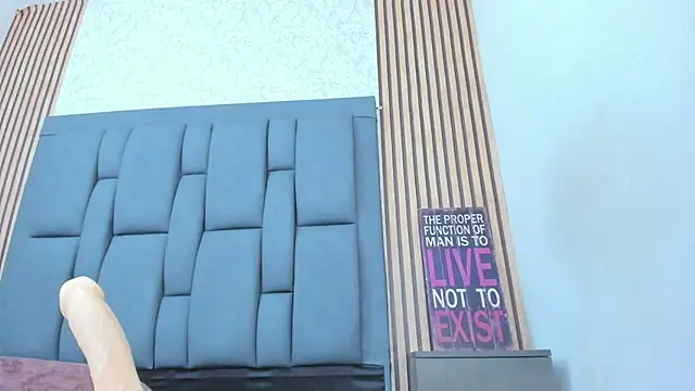 Snapshot of candela_collinss chatting on March 2025 06:11:02 PM candela collinss online show from March 2025 06:11:02 PM