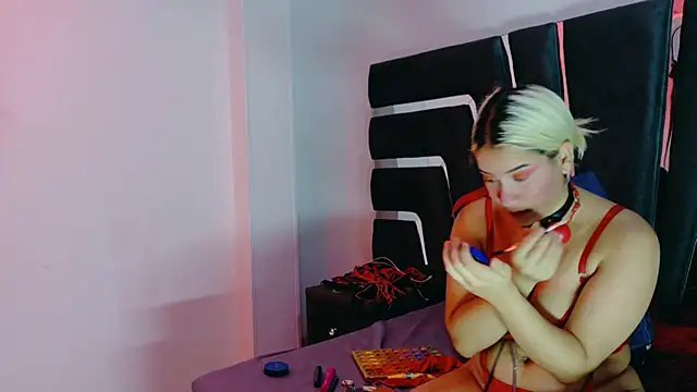 AliceandMax online show from March 2026 01:39:01 PM