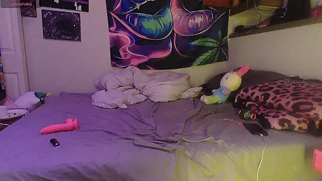 NovaLove2002 online show from February 2026 08:51:01 PM