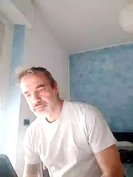 Snapshot of Marcolino183 chatting on January 2025 02:00:02 PM Marcolino183 online show from January 2025 02:00:02 PM